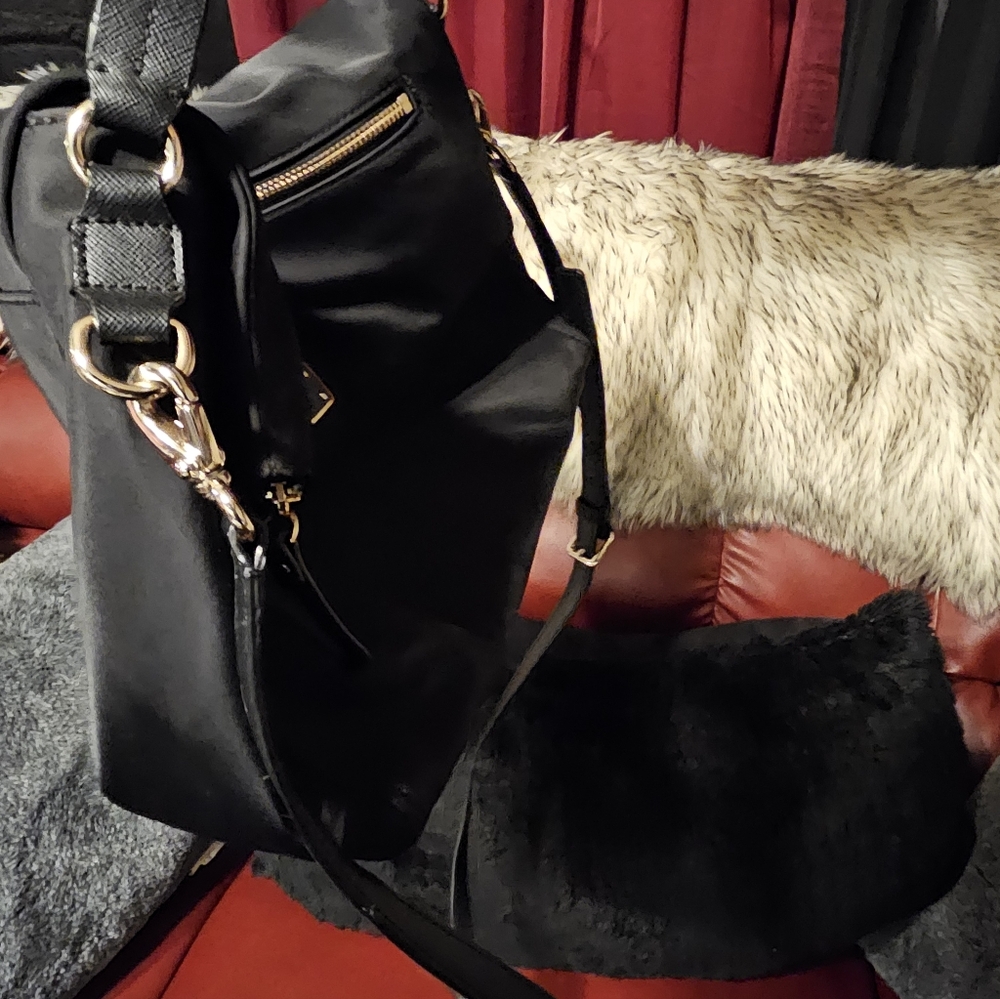 Kate Spade Purse - Picture 8 of 9